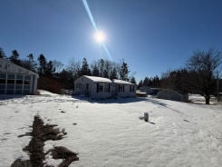 Single Family 2BR 1BA - 111 NORTH MAIN STREET, Stonington, ME