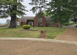 Single Family 4BR 3BA - 7516 SPLIT RAIL COVE, Memphis, TN