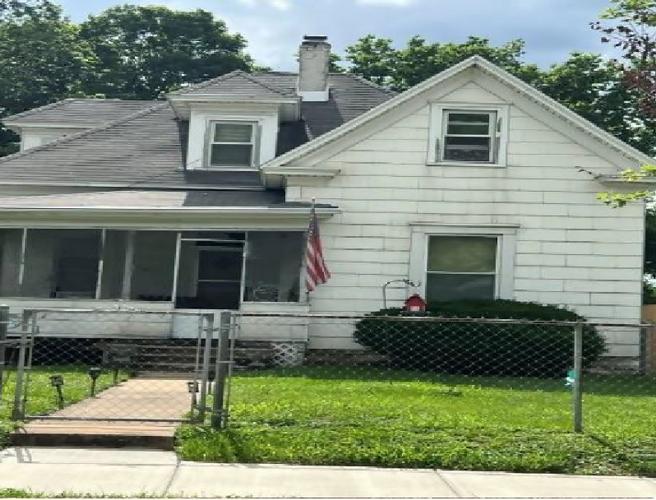 Grant Ave, Springfield, MO 65806