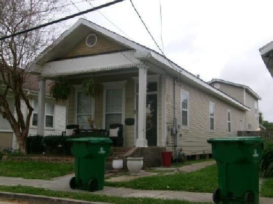 8th St, Gretna, LA 70053