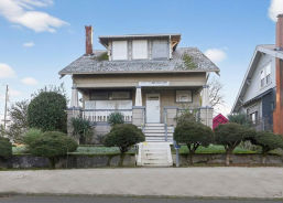 Single Family 4BR 2BA - 5272 Ne 20th Ave, Portland, OR