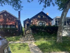 Single Family 3BR 2BA - 7750 S CRANDON AVE, Chicago, IL