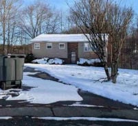 Single Family 3BR 2BA - 121 MAJESTIC CT, Beckley, WV