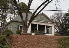 Single Family 3BR 2BA - 404 W GREEN ST, Marion, AL