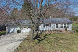Single Family 3BR 1BA - 9410 PECK RD, Greenville, MI
