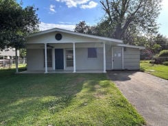 Single Family 3BR 1BA - 1114 PEAR ST, Vidalia, LA