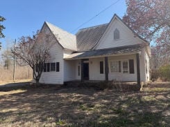 Single Family 3BR 2BA - 8069 SYLACAUGA FAYETTEVIL, Sylacauga, AL