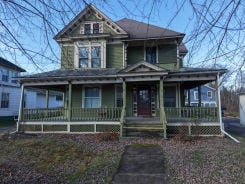 Single Family 4BR 2BA - 197 N MAIN ST, Central Bridge, NY