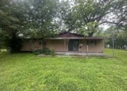 Single Family 3BR 1BA - 602 E NAVASOTA ST, Groesbeck, TX