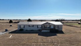 Single Family 4BR 2BA - 10052 WESTVIEW DR, Lexington, OK