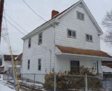 Single Family 3BR 1BA - 100 LOOKOUT AVE, Charleroi, PA