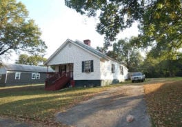 Single Family 3BR 2BA - 308 3RD ST, Tallassee, AL