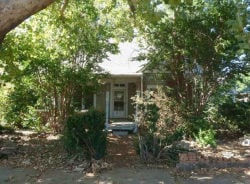 Single Family 3BR 2BA - 710 E WALNUT ST, Altus, OK