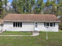 Single Family 3BR 1BA - 393 REYNOLDS RD, Fort Edward, NY