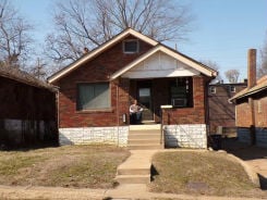 Single Family 2BR 1BA - 4319 ROSEWOOD AVE, Saint Louis, MO