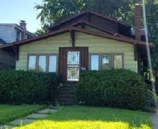 Single Family 3BR 1BA - 12218 Longwood Dr, Blue Island, IL