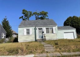Single Family 2BR 1BA - 420 11TH ST, Greenville, OH