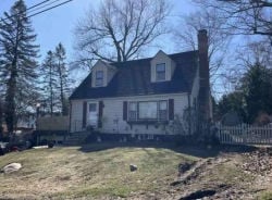 Single Family 3BR 2BA - 117 GEARY AVE, Bristol, CT