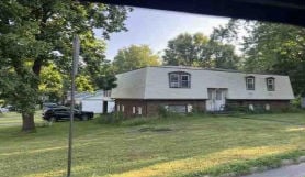 Single Family 3BR 2BA - 2300 DUSSELDORF DR, Evansville, IN