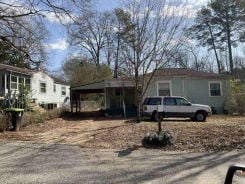 Single Family 2BR 1BA - 216 LEE DR, Sylacauga, AL