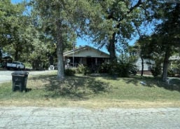 Single Family 3BR 2BA - 205 E 13TH ST, Mounds, OK
