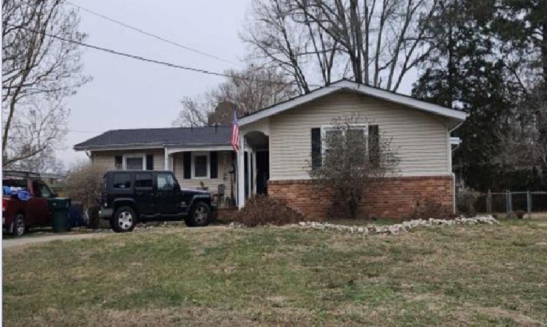 Glade Rd, Newport News, VA 23606