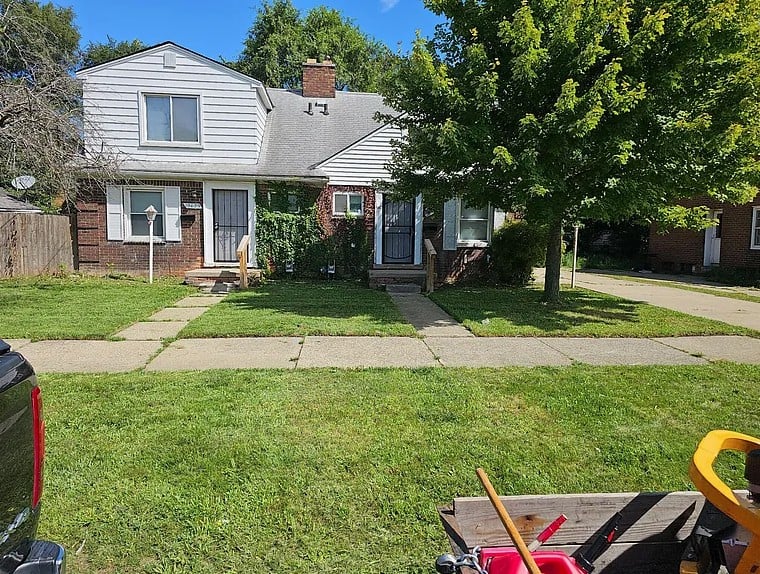 Moross Rd, Detroit, MI 48224