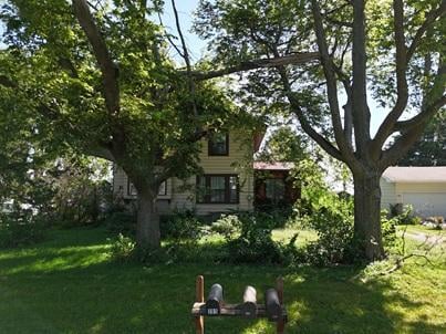 Dewey St, Prairie City, IA 50228