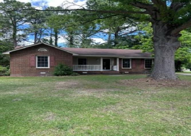 Farmhouse Pl, Greenville, NC 27834