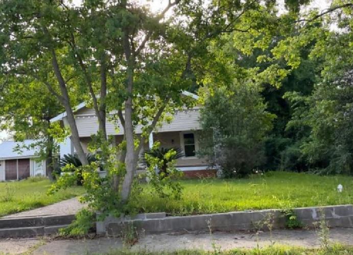 Auburn Ave, Andalusia, AL 36420 #1
